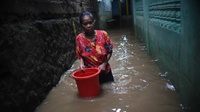 Banjir Merendam Pemukiman di Kampung Melayu