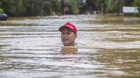 Banjir di Kalsel Bikin Rumah Terendam dan Akses Jalan Terputus