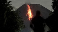 Gunung Merapi Enam Kali Luncurkan Guguran Lava Pijar