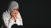 Putus Asa dalam Islam: Pengertian, Ciri-ciri, & Dampak Negatifnya