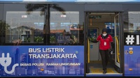 Anies akan Tambah Bus Listrik Transjakarta demi Kurangi Emisi