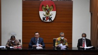 KPK Abaikan Rekomendasi Ombudsman, Firli Bahuri Diminta Mundur
