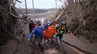 Korban Erupsi Gunung Semeru: Tim DVI Polri Terima 36 Jenazah