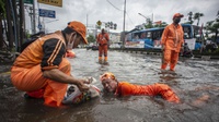 Titik Banjir di Jakarta Barat Jadi 64 RT, 256 KK Mengungsi