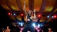 Contoh 5 Penyanyi Rock Indonesia dan Lagu-Lagunya yang Populer