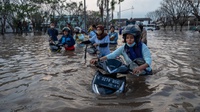 Penyebab Banjir Rob Pesisir Selatan Jawa 26 - 27 Juni Menurut BMKG