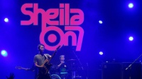 Lirik Lagu Dan- Sheila On 7 yang Biasa Dinyanyikan Saat Konser