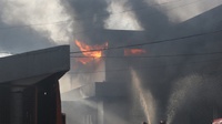 Gudang Barang Terbakar di Cimanggis, JNE Siap Ganti Rugi