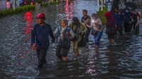 Curah Hujan Tinggi Jakarta Waspada Banjir