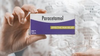 Beda Paracetamol & Ibuprofen untuk Demam Anak, Apa Kandungannya?