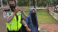 Siapa Siti Elina: Kok Berani Todong Pistol ke Paspampres?