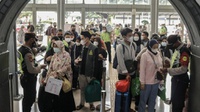 H-1 Natal, Pengguna Kereta Jarak Jauh dari Jakarta Masih Ramai