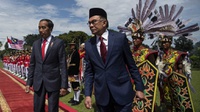 Jokowi Apresiasi Sikap PM Anwar Ibrahim soal Pekerja Migran RI