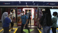 Penumpang MRT Jakarta Kini Diizinkan Lepas Masker