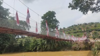 Risma Bangun Jembatan Penghubung Koto Salak-Sungai Rumbai Sumbar