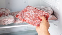 8 Cara Menyimpan Daging di Kulkas Agar Awet dan Segar