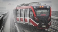 Cerita Kereta Mendadak Berhenti saat Menjajal LRT Jabodebek
