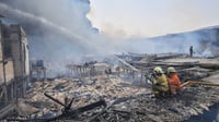 200 KK Mengungsi akibat Kebakaran di Kapuk Muara Jakut