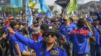 Buruh Kembali Berdemo, Jalan Merdeka Barat Ditutup