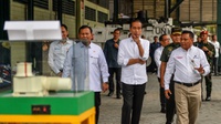Naik Kereta Cepat Bareng Jokowi, Prabowo Bantah Bahas Politik