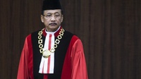 Suhartoyo Menangis saat Ajak 8 Hakim MK Kembali Kompak