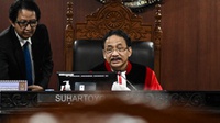 Hakim MK Minta Berkas Gugatan Denny Indrayana Diperbaiki