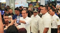 Jokowi Minta Menhub Budi Fokus Tangani Pemudik Motor di Merak