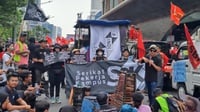 Serikat Pekerja Kampus Ikut Demo Buruh, Tuntut Kenaikan Upah