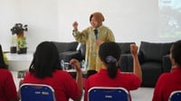 Mensos Risma Beri Semangat & Berdayakan 18 Korban TPPO Asal NTT