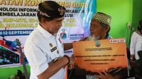 33 Kepala Keluarga di Pulau Bunyu Terima Bantuan Listrik Gratis