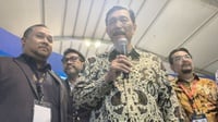 Menko Luhut Mau Tiru Strategi AirAsia Ciptakan Harga Avtur Murah