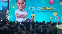 Prabowo: Jangan Tugaskan Menteri Asal Parpol Cari Uang dari APBN