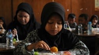 Badan Gizi Sebut Biaya Makan Bergizi Gratis Rp15 Ribu per Anak