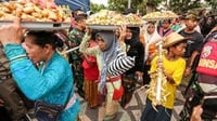 Apa Itu Festival Perang Topat 2024 di Lombok & Kapan Digelar?