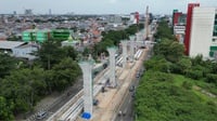 Warga Jakarta Antusias Menunggu LRT Jakarta Fase 1B Beroperasi