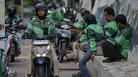 Grab dan Gojek Beri Bonus Hari Raya untuk Mitra Ojol Mereka