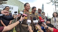 Kepala Daerah Keluhkan Sistem Zonasi ke Mendikdasmen saat Retret