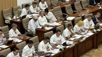DPR Minta Mendag Tegur Distributor Penyebab MinyaKita Mahal