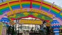 Dedi Mulyadi Bongkar Tempat Rekreasi Hibisc Fantasy Puncak Bogor