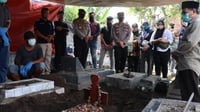 Polres Bantul Bongkar Makam Korban Miras Oplosan