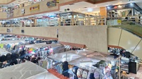 Menyusuri Mall Mangga Dua, Menyelami Etalase Produk Imitasi