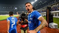 Kapan Pengumuman Pemain Terbaik Liga 1 & Persib Angkat Trofi?