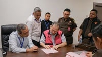 Penyidik Jampidsus Limpahkan 9 Tersangka Kasus Impor Gula ke JPU