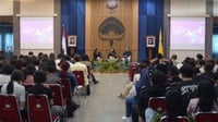 Mahasiswa UAJY Belajar Keuangan & Jurnalisme Data di Kelas Tirto