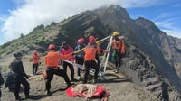 Pemerintah Tutup Sementara Gunung Rinjani Imbas Banyak WNA Jatuh
