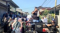 Warga 7 RW Geruduk SMA 3 Tangsel Tuntut Zonasi yang Adil