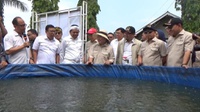 Titiek Soeharto & Demul Tinjau Balai Riset Ikan di Subang