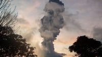 Update Gunung Lewotobi Hari Ini, Status, & Dampak Erupsi