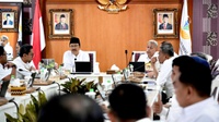 Gus Ipul: Pengadaan Sekolah Rakyat Harus Sesuai Aturan