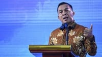 Mendukbangga Ajak Para Ayah Antar Anak di Hari Pertama Sekolah